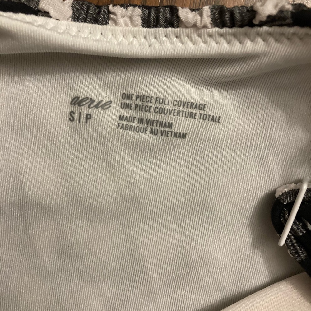 Aerie Black and White Gingham One Piece Swimsuit - Picture 5 of 12